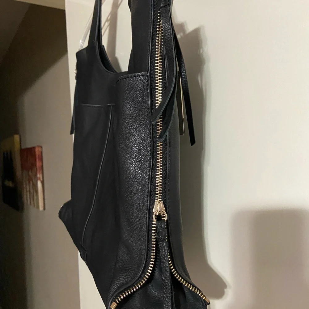 Vince Camuto, nice black leather tote bag - Picture 4 of 9